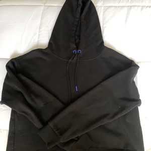 Black cropped hoodie with stripes